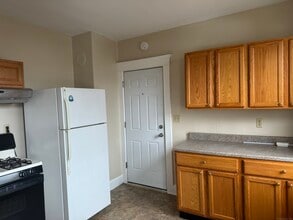 297 Park St, Unit 2FB in West Haven, CT - Building Photo - Building Photo
