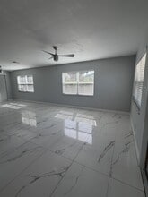 10280 Carolina St in Bonita Springs, FL - Building Photo - Building Photo