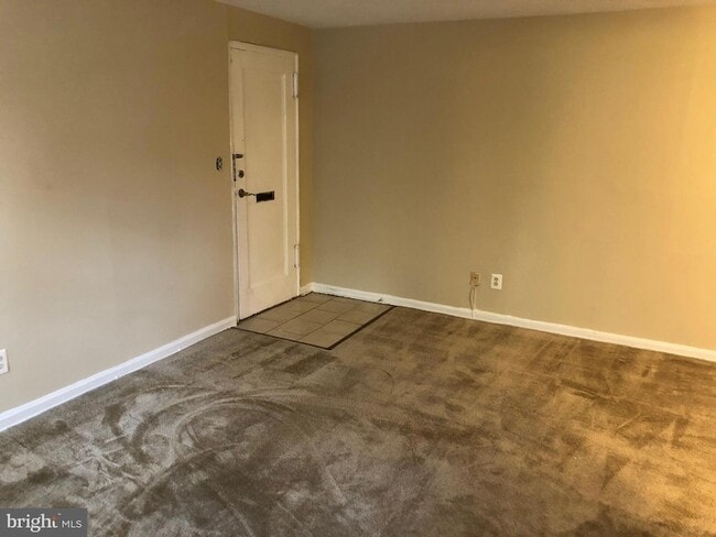 610 Kennebec Ave, Unit 104 in Takoma Park, MD - Building Photo - Building Photo