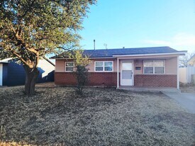 4915 39th St in Lubbock, TX - Building Photo