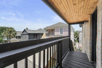 1811 20th St in Galveston, TX - Building Photo - Building Photo