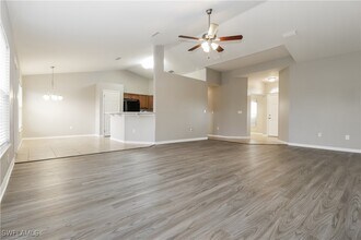 1119 NE 5th Ave in Cape Coral, FL - Building Photo - Building Photo
