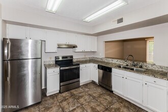 3724 W Carol Ann Way in Phoenix, AZ - Building Photo - Building Photo