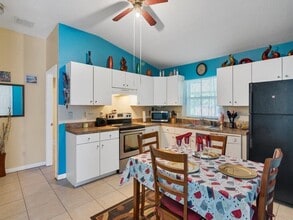 7402 Coquina Ave in Fort Pierce, FL - Building Photo - Building Photo