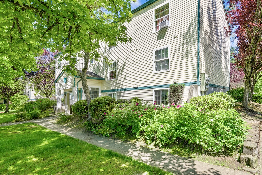 Bristol Woods in Gresham, OR - Foto de edificio