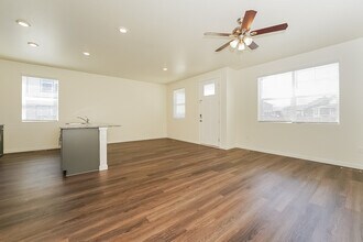 13457 Oneida Ln in Thornton, CO - Foto de edificio - Building Photo