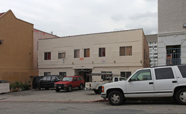 439 Union Dr in Los Angeles, CA - Foto de edificio - Building Photo