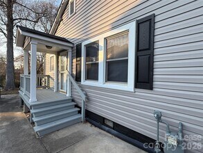 225 Hickory Dr in Mooresville, NC - Building Photo - Building Photo