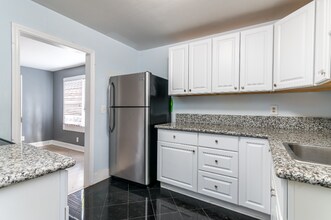 120 NE 1st Ave in Delray Beach, FL - Foto de edificio - Building Photo