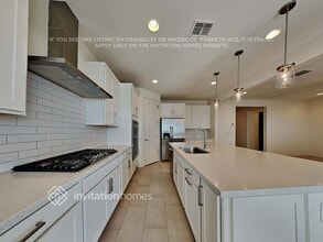 18607 W Reade Ave in Litchfield Park, AZ - Foto de edificio - Building Photo