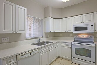 4160 Castilla Circle in Ft. Myers, FL - Building Photo - Building Photo