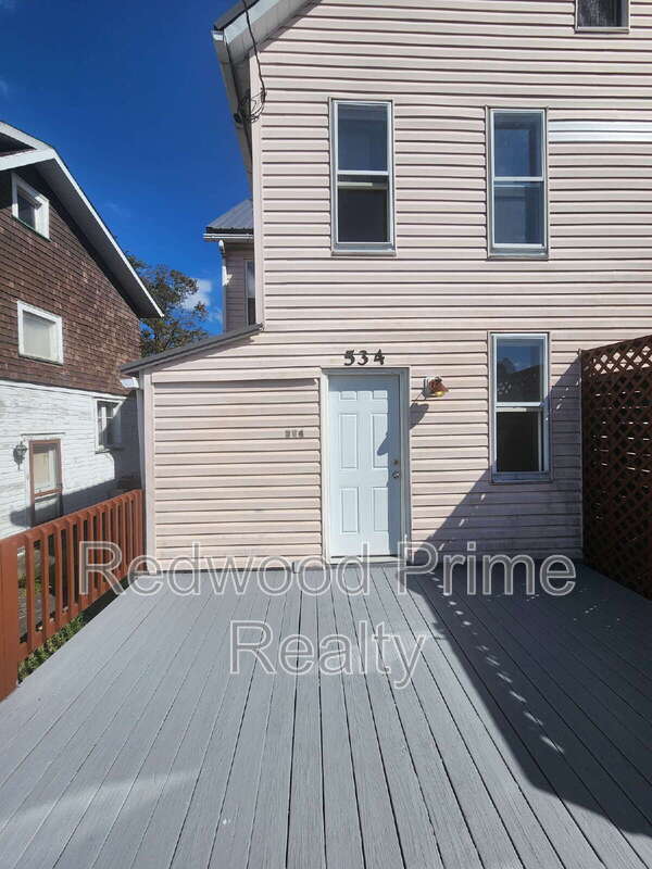 property at 534 Russell Ave