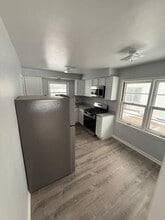 2520 Ellen Ave in Rockford, IL - Building Photo - Building Photo