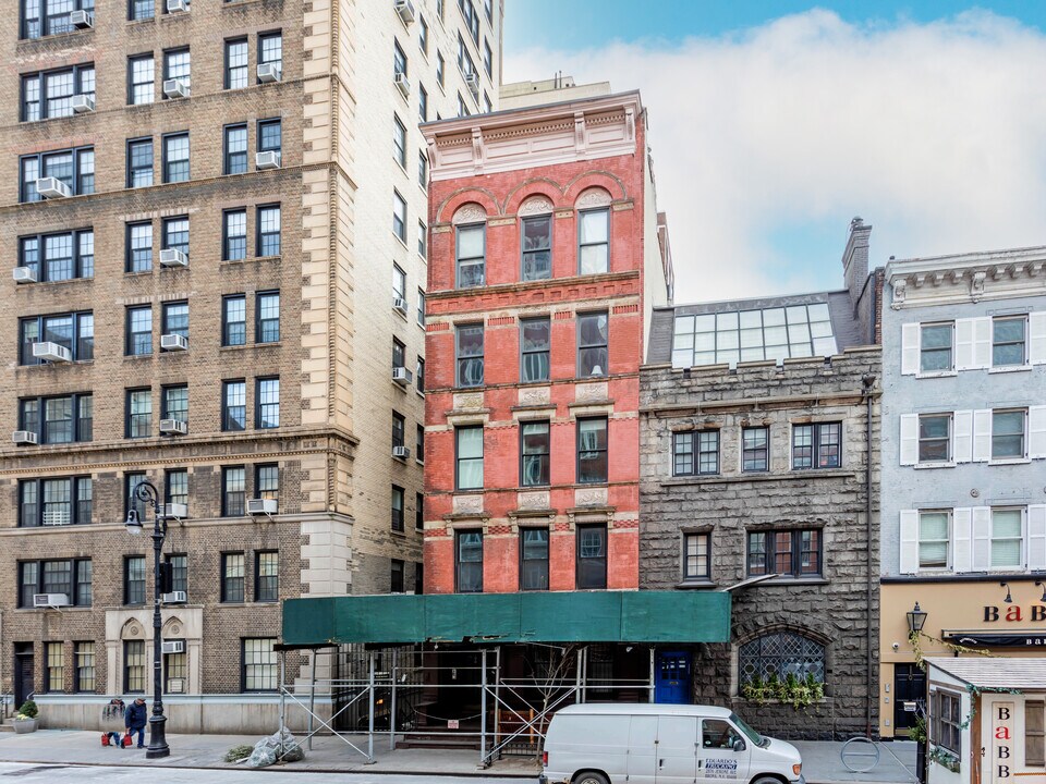 106 Waverly Pl in New York, NY - Foto de edificio
