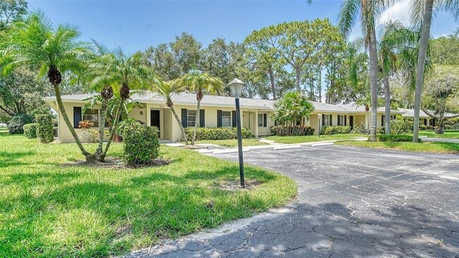 property at 7820 Palm Aire Ln