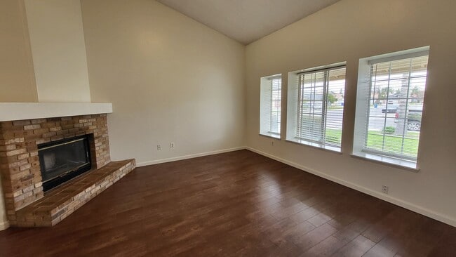6601 Camphor Ct in Bakersfield, CA - Building Photo - Building Photo