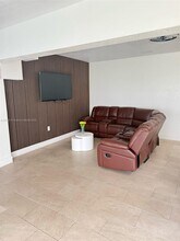 1270 SW 29th St in Fort Lauderdale, FL - Building Photo - Building Photo
