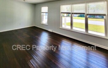 7744 Allwood Ave in North Charleston, SC - Building Photo - Building Photo