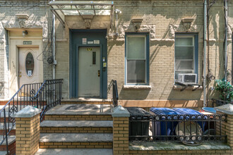 578 Morgan Ave in Brooklyn, NY - Building Photo - Building Photo