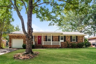 1231 Freemont St SW in Decatur, AL - Building Photo