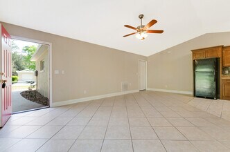 32 Bunker View Dr in Palm Coast, FL - Building Photo - Building Photo