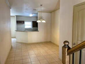 2319 Calendar Ct in Grand Prairie, TX - Building Photo - Building Photo