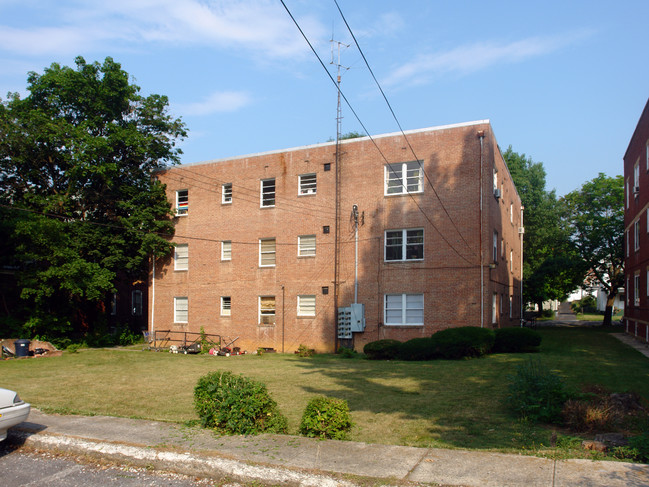 908 Hamilton Blvd in Hagerstown, MD - Foto de edificio - Building Photo