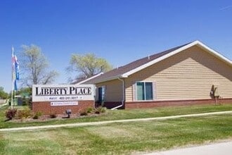 800 W 25th St in South Sioux City, NE - Building Photo - Building Photo