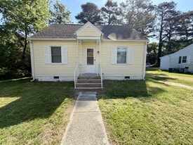 6793 Edwards Ave in Salisbury, MD - Building Photo