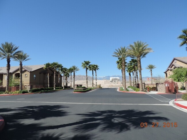 property at 8250 N Grand Canyon Dr