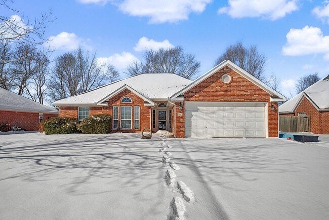 property at 305 Coachlight Dr