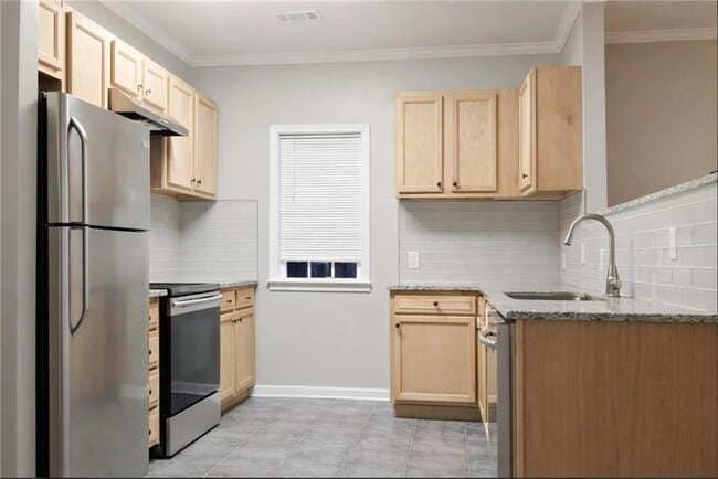 218 Barfield Ave SW in Atlanta, GA - Foto de edificio - Building Photo