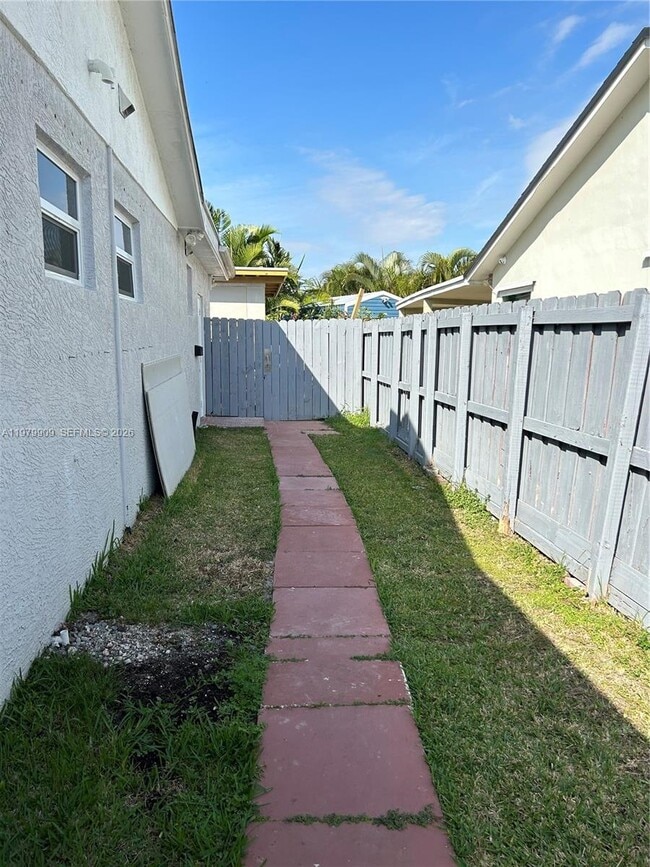 13351 SW 258th Terrace in Homestead, FL - Building Photo - Building Photo