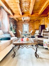 93 Shepard Ave, Unit One in Delaware Water Gap, PA - Building Photo - Building Photo