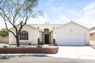 4911 Dunvegan Ct in North Las Vegas, NV - Building Photo