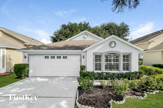 property at 2162 Brandon Park Cir