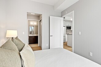 360 Deschâtelets Ave. in Ottawa, ON - Building Photo - Building Photo