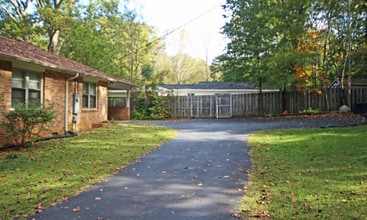 205 Lakewood Dr in Spartanburg, SC - Building Photo - Building Photo