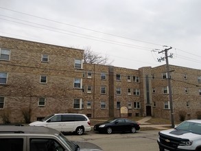 Dixon Manor Apartments in Dixon, IL - Building Photo - Building Photo