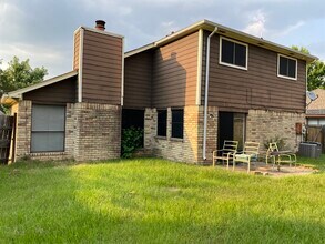 10531 Golden Meadow Dr in Houston, TX - Building Photo - Building Photo