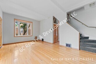 314 Custer Ave in Evanston, IL - Building Photo - Building Photo