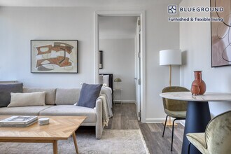 520 W 43rd St, Unit FL24-ID898 in New York, NY - Building Photo - Building Photo