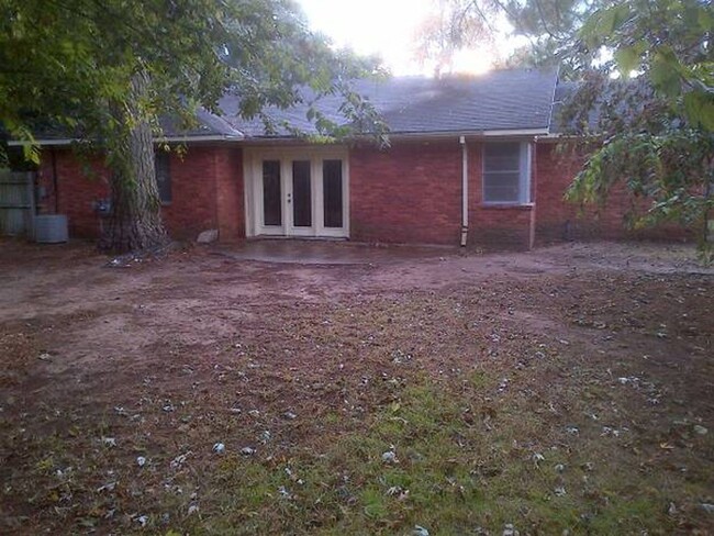 5761 Anniston Ave in Shreveport, LA - Building Photo - Building Photo