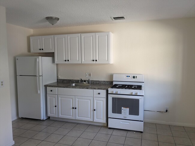 7002 Linda Vista Rd, Unit 2