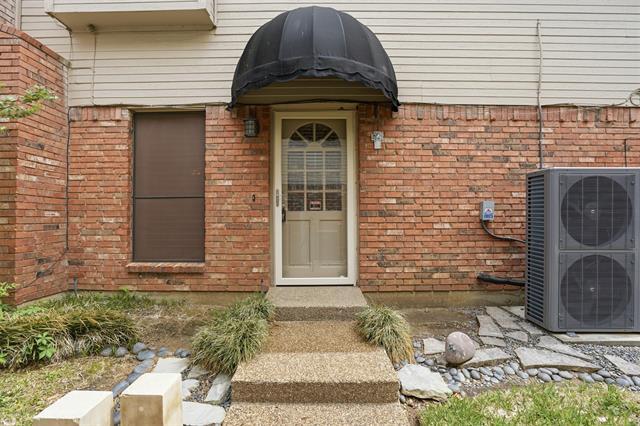 5845 Water Ridge Dr in Arlington, TX - Building Photo - Building Photo