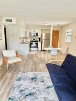 145 E Wellington Ave, Unit 4 Apartamentos