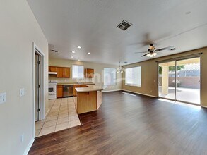 7571 W State Ave in Glendale, AZ - Building Photo - Building Photo