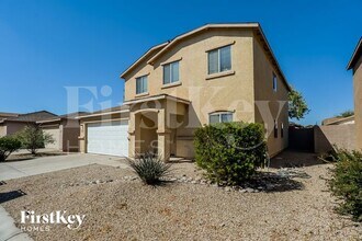 2374 E Meadow Chase Dr in Queen Creek, AZ - Building Photo - Building Photo