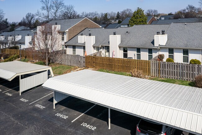 Sycamore II in Louisville, KY - Foto de edificio - Building Photo