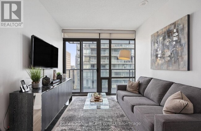 property at 38 Grenville St